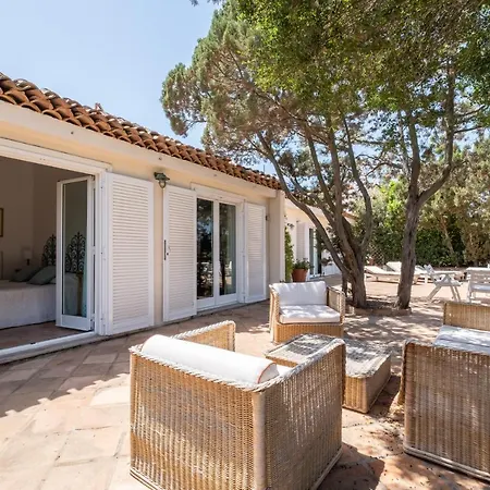 Centrovilla Con Piscina E Privacy E Vista