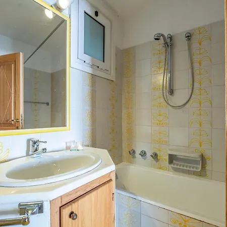 Centrovilla Con Piscina E Privacy E Vista
