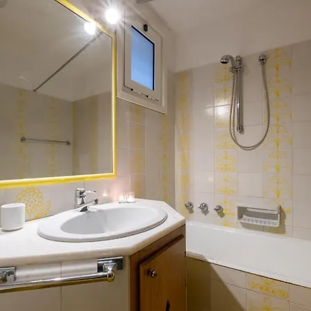 빌라 Centrovilla Con Piscina E Privacy E Vista 포르투 세르보