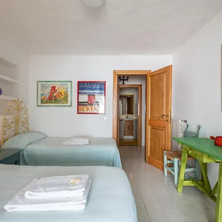 Centrovilla Con Piscina E Privacy E Vista