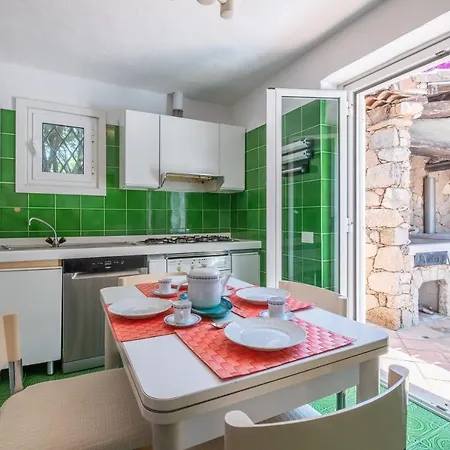 Centrovilla Con Piscina E Privacy E Vista Villa