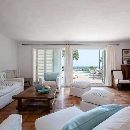 Centrovilla Con Piscina E Privacy E Vista Porto Cervo
